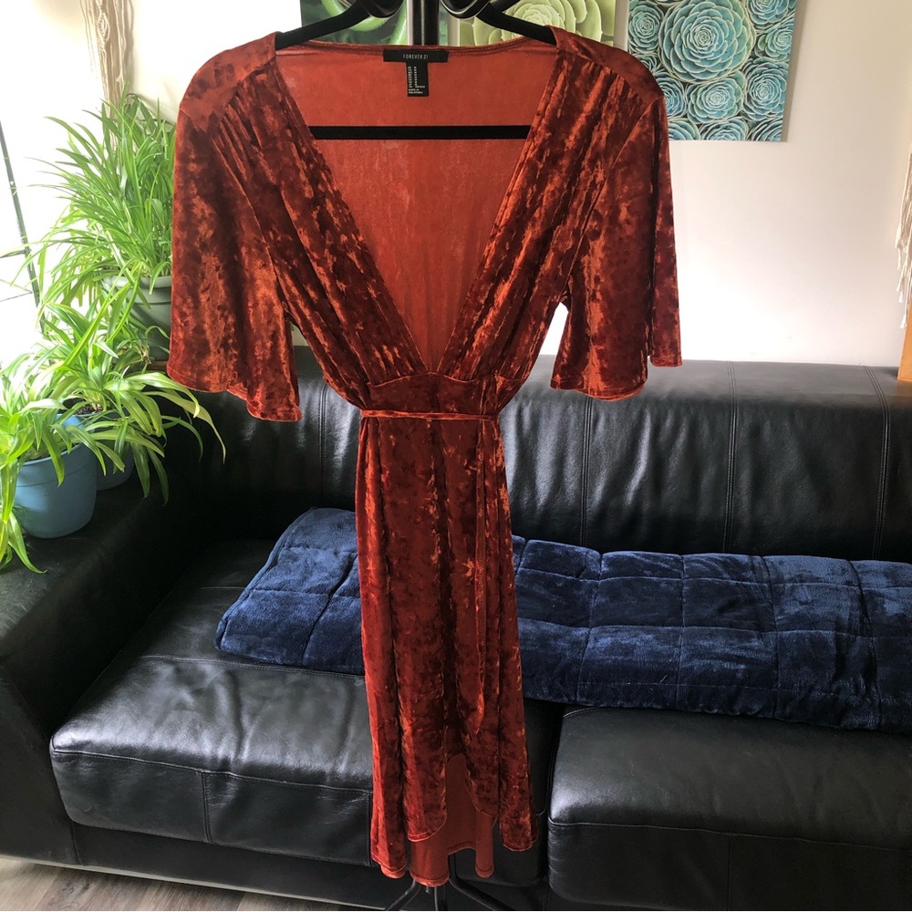 Orange 🍂 colored soft velvet-like mid length dress